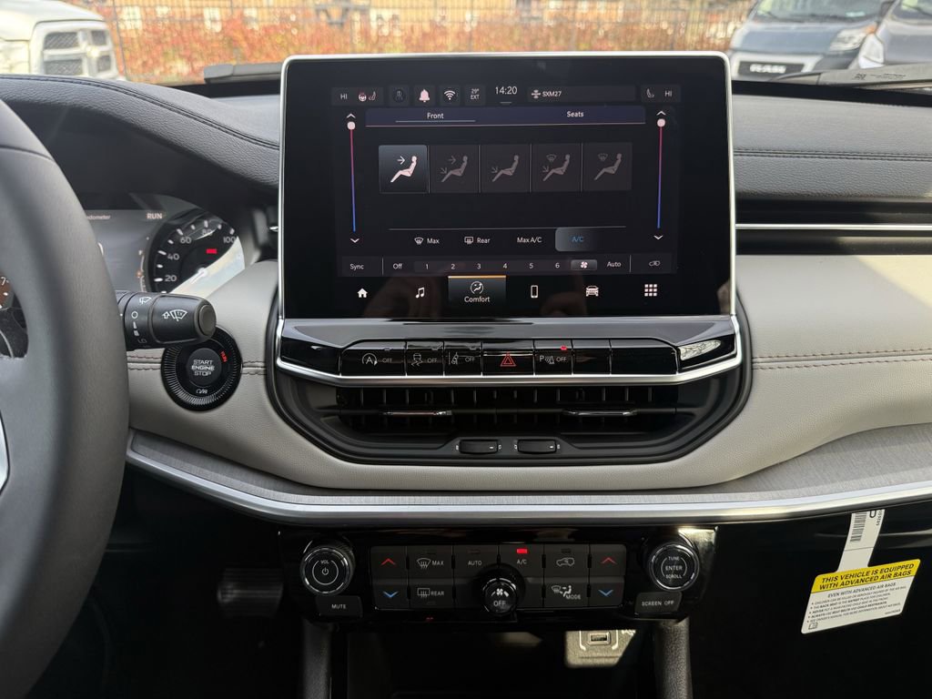 New 2026 Jeep Compass Limited image 19