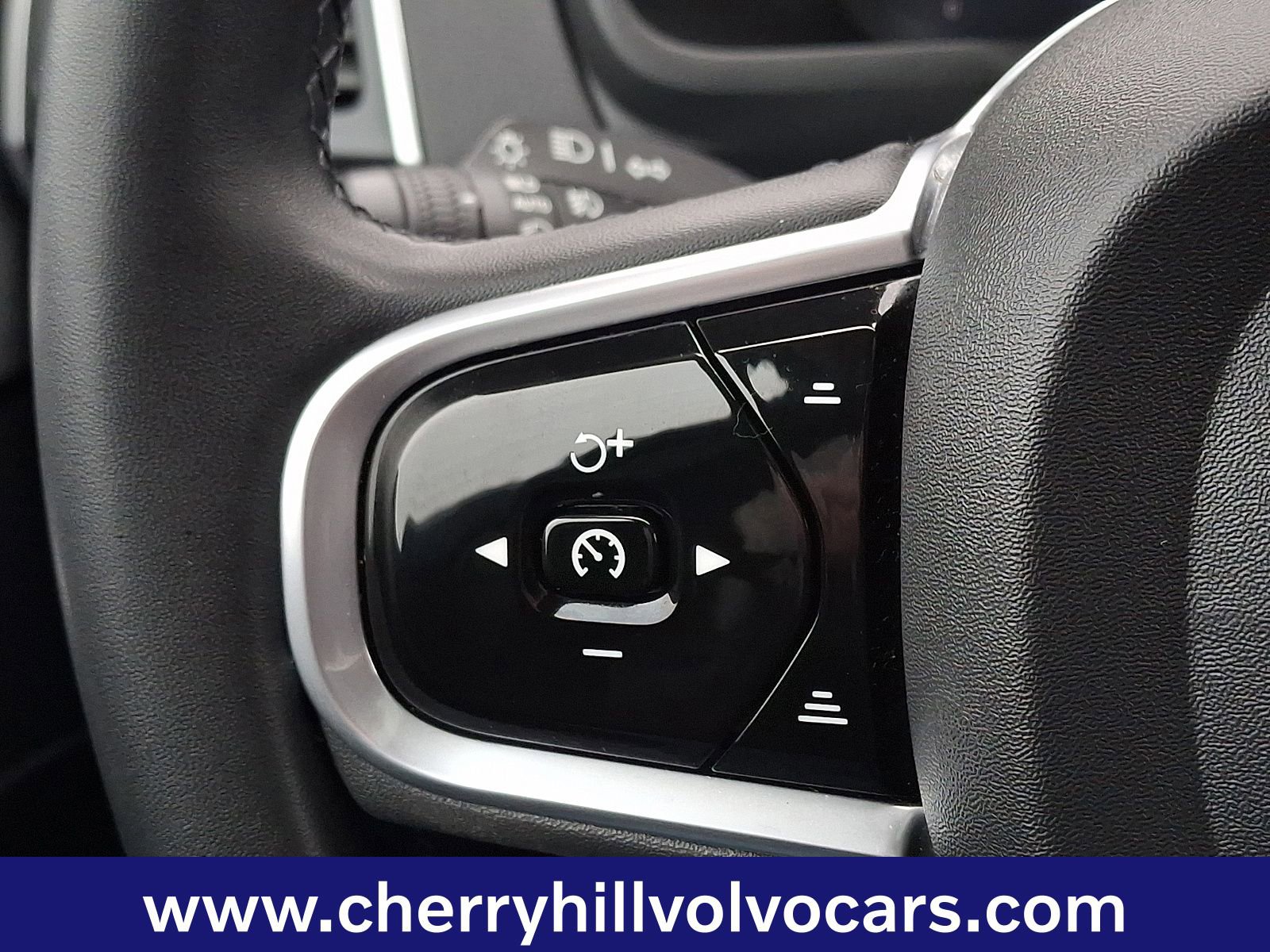 Certified 2023 Volvo XC90 B5 Core image 26