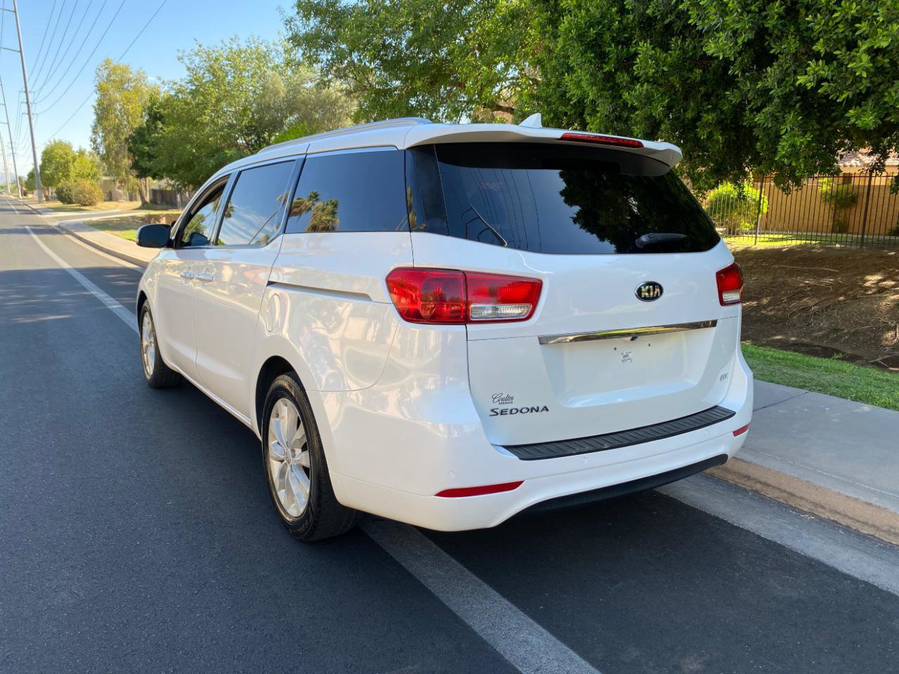Used 2018 Kia Sedona EX FWD image 77