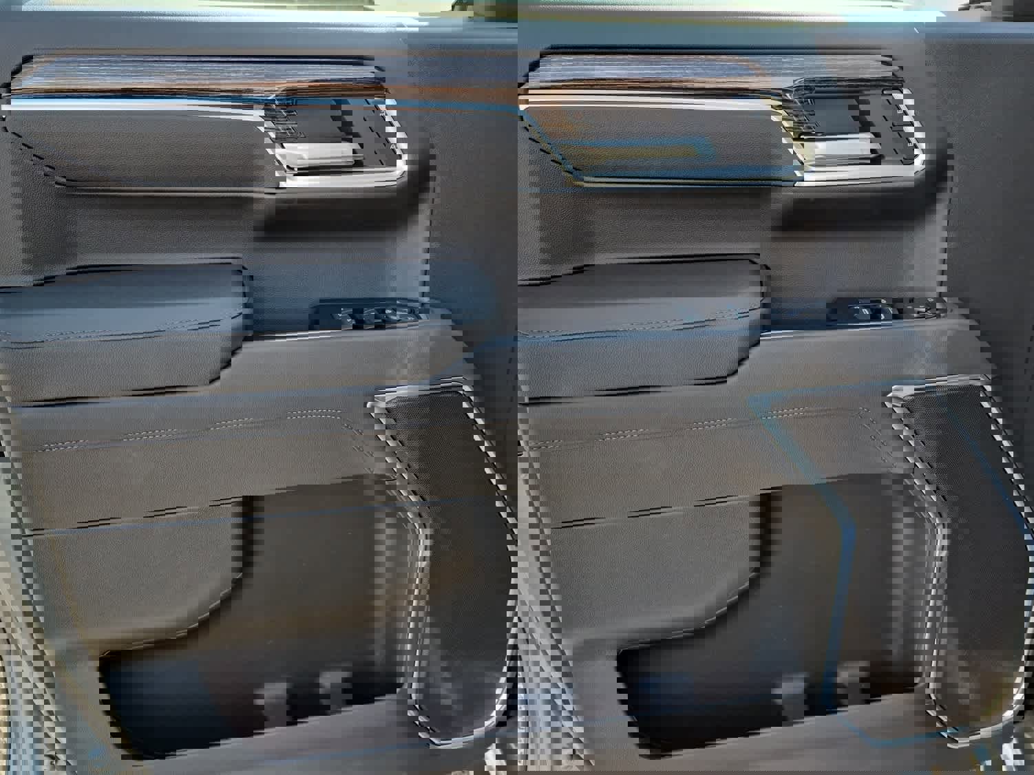 New 2026 GMC Sierra 1500 Elevation w/ Elevation Select Package image 9