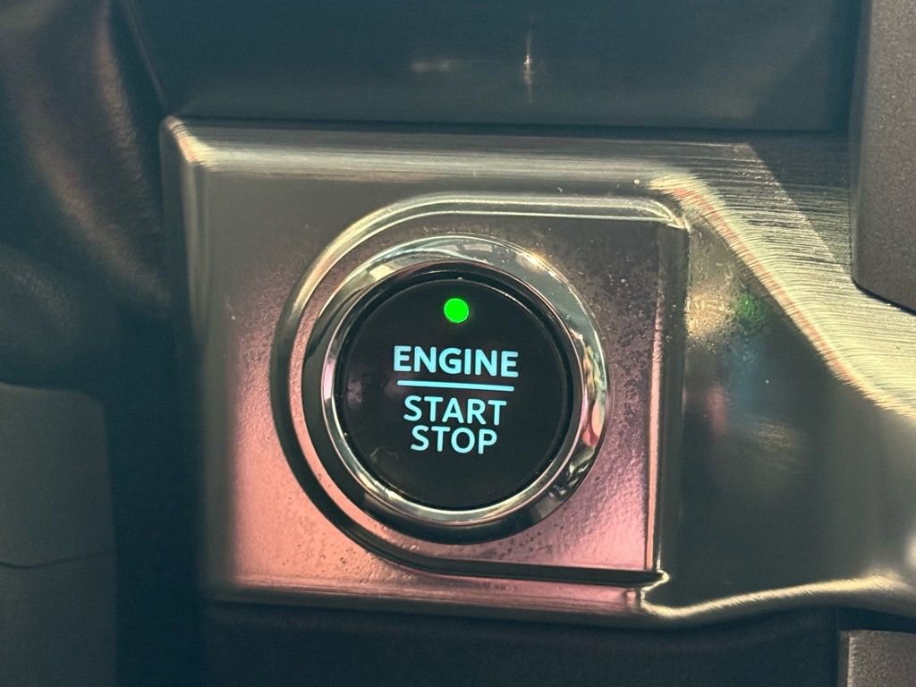 Used 2022 Ford F150 Lariat image 36