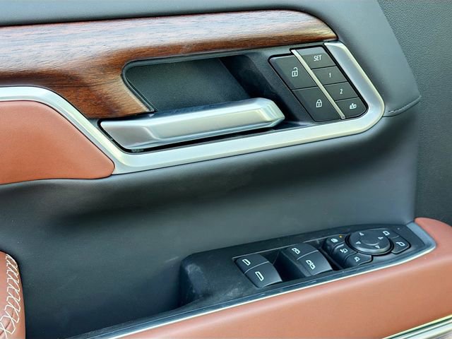 New 2026 GMC Sierra 2500 Denali Ultimate image 15