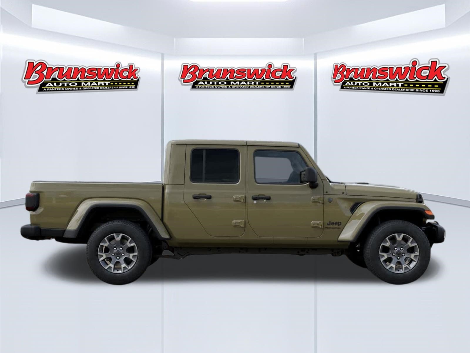 New 2026 Jeep Gladiator Sport AWD/4WD image 21