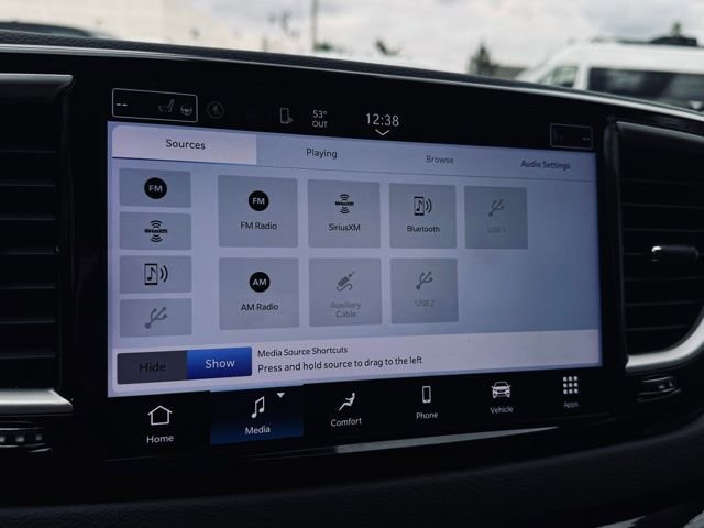 Certified 2024 Chrysler Pacifica Touring-L image 35