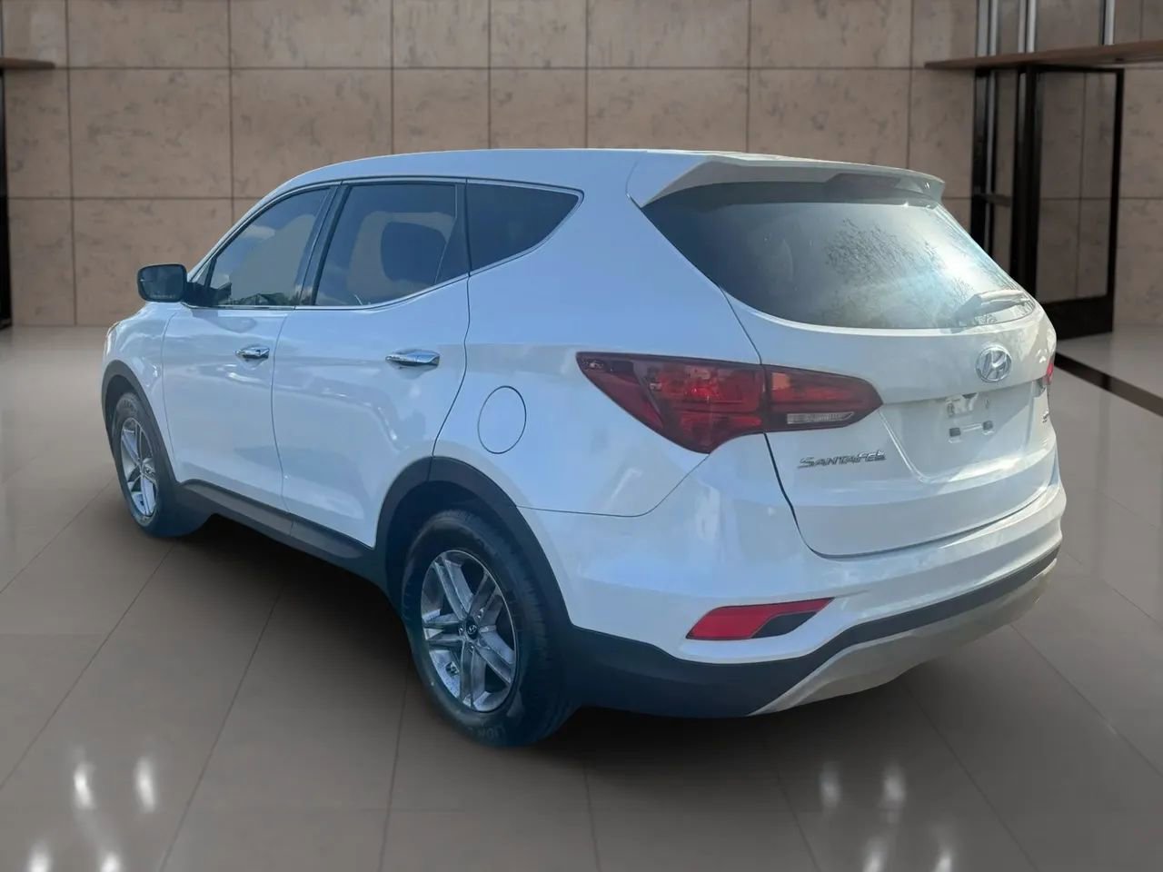 Used 2018 Hyundai Santa Fe Sport FWD image 4