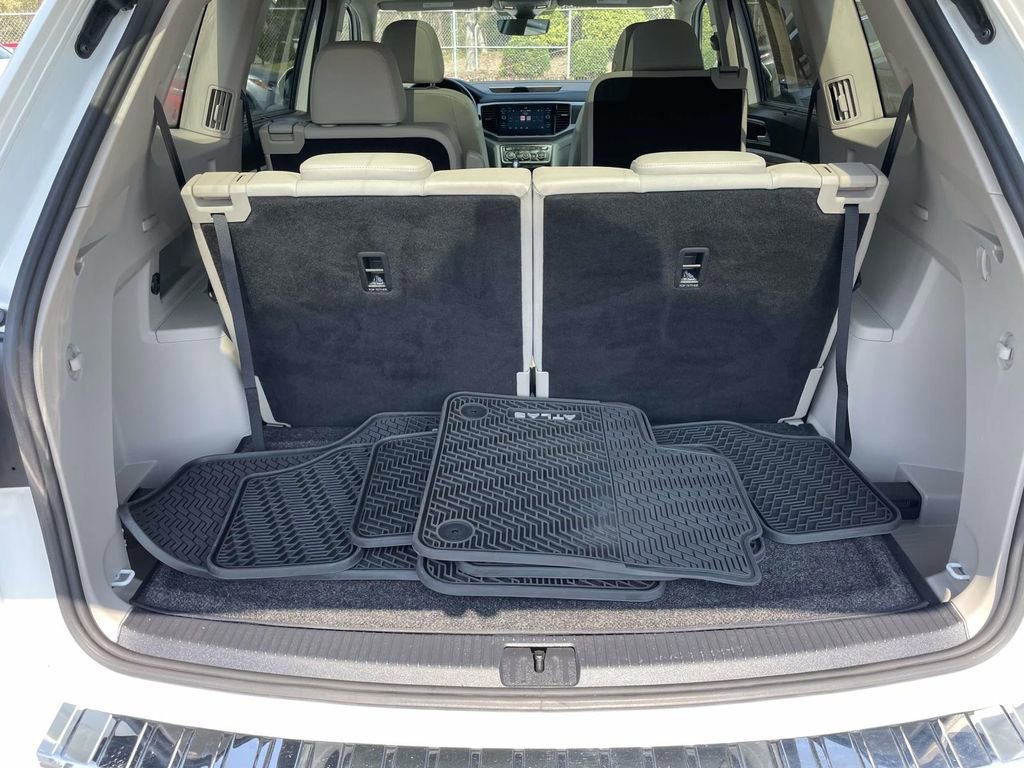Used 2019 Volkswagen Atlas SEL R-Line image 48