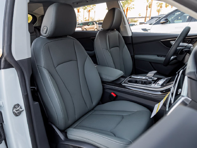 New 2026 Audi Q8 Premium Plus AWD/4WD image 32