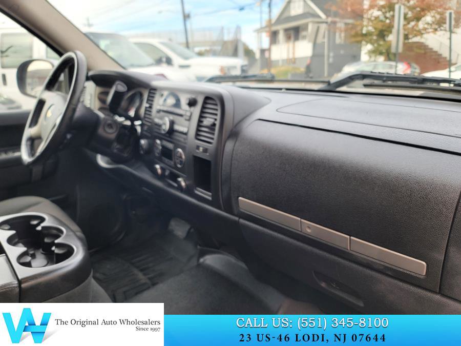 Used 2011 Chevrolet Silverado 1500 LT w/ All-Star Edition image 16