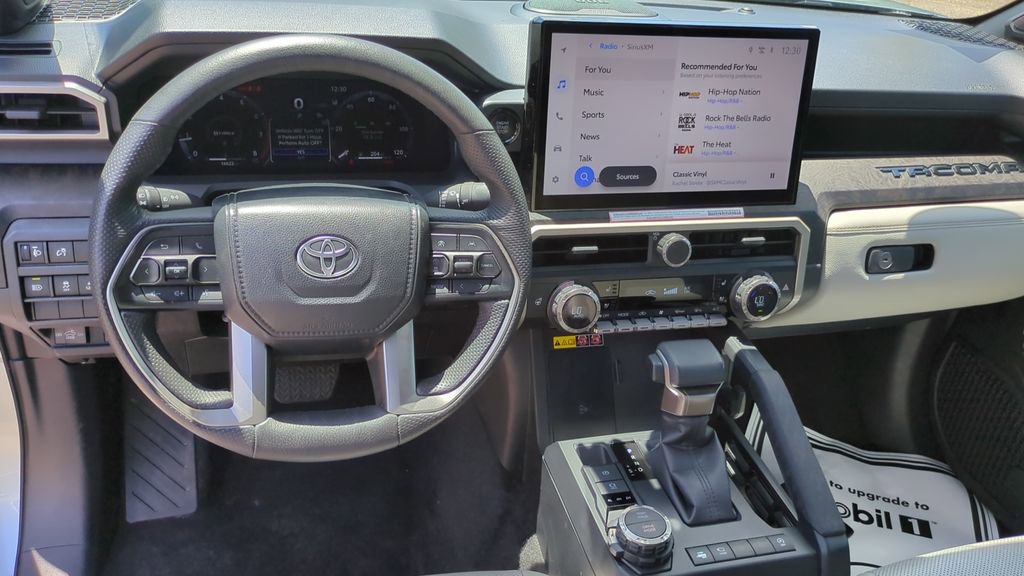 Used 2024 Toyota Tacoma Limited w/ Limited Package (LT) AWD/4WD image 18