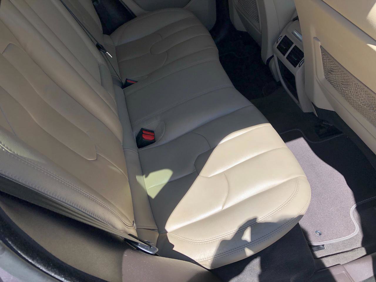 Used 2014 Land Rover Range Rover Evoque Pure Premium AWD/4WD image 36