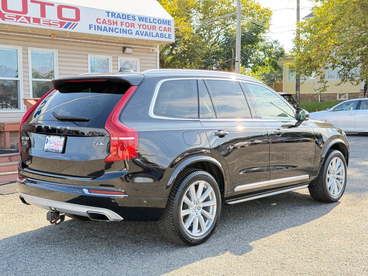 Used 2016 Volvo XC90 T6 Inscription w/ Vision Package AWD/4WD image 4