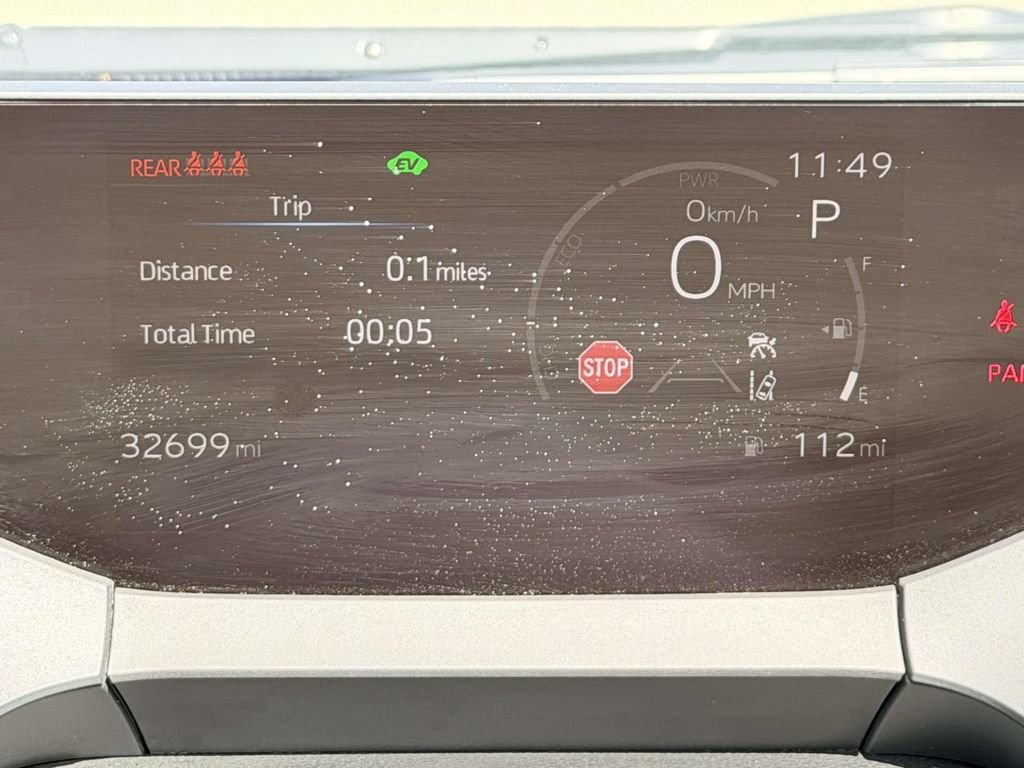 Certified 2024 Toyota Prius LE FWD image 10