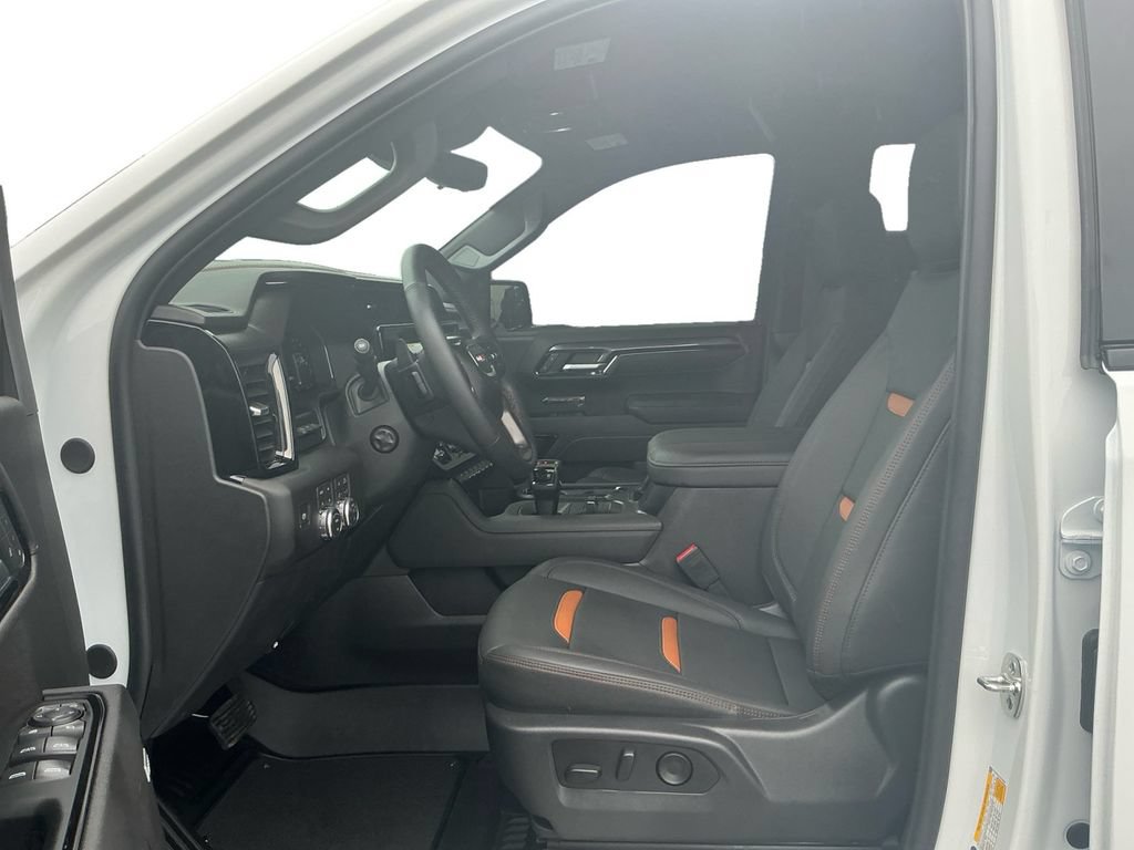 Used 2026 GMC Sierra 1500 AT4 w/ AT4 Premium Package AWD/4WD image 14