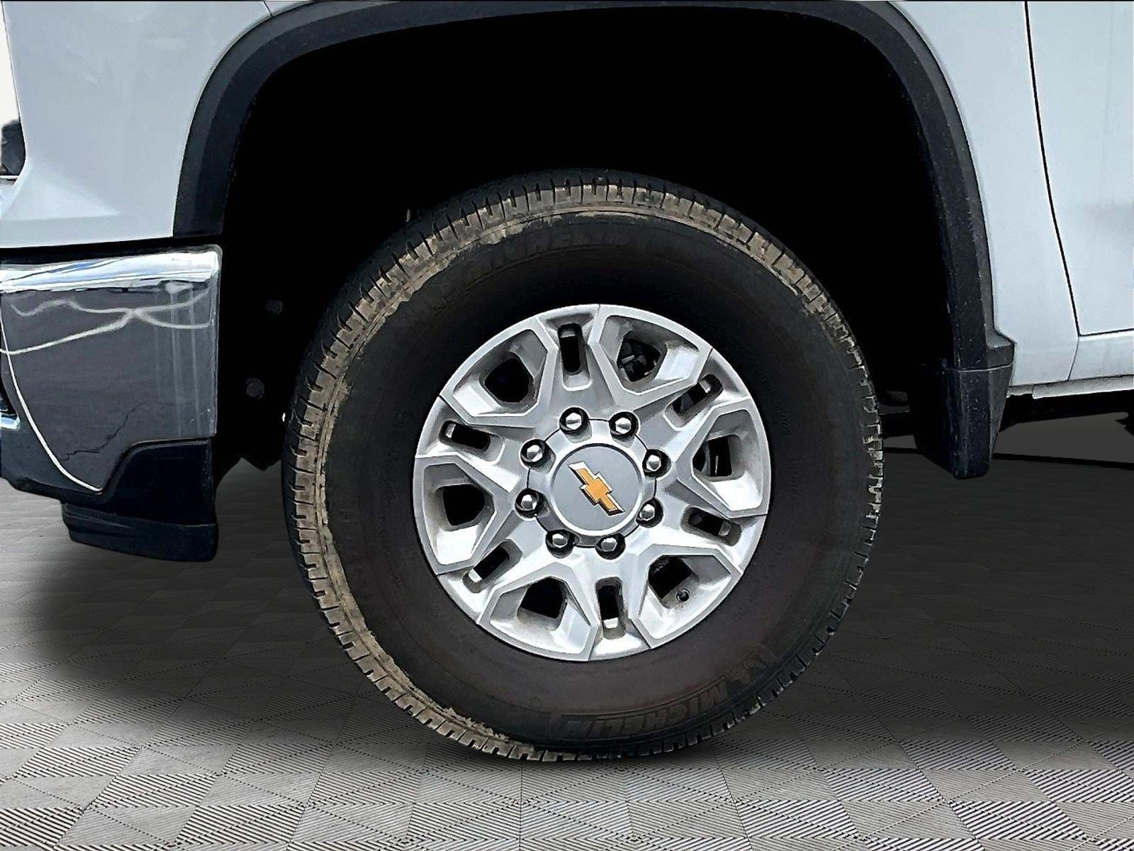 Used 2024 Chevrolet Silverado 3500 LT w/ All Star Edition AWD/4WD image 32