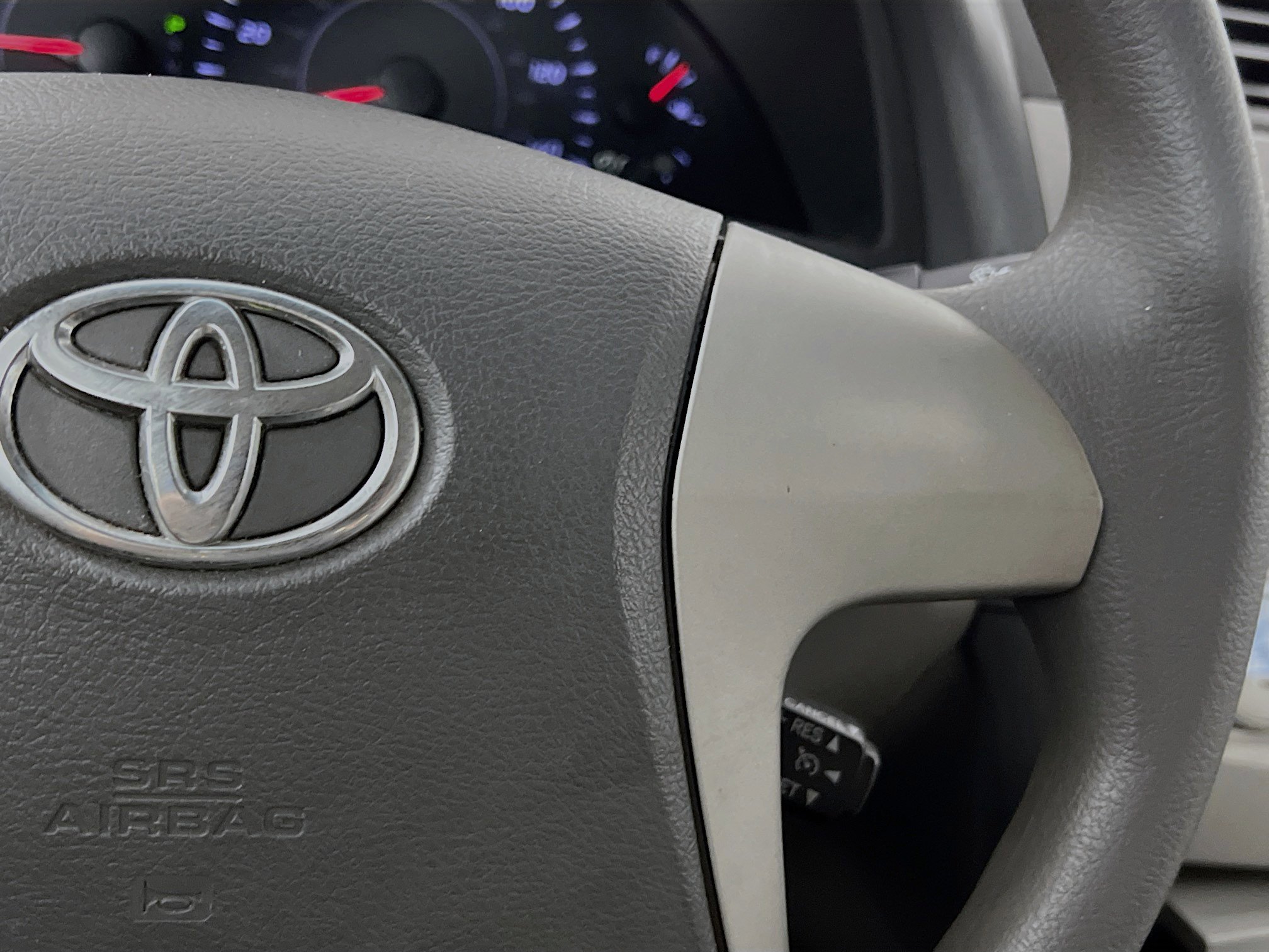 Used 2011 Toyota Camry LE image 20