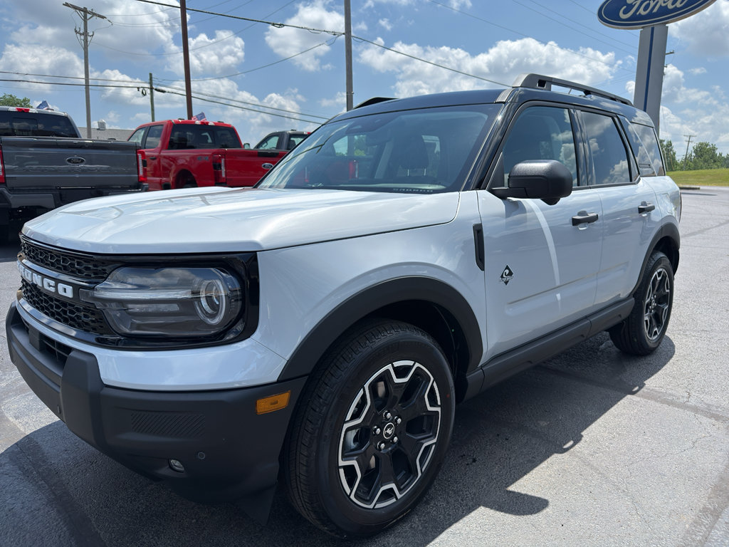 New 2026 Ford Bronco Sport Outer Banks w/ Outer Banks Tech Package+ AWD/4WD image 4