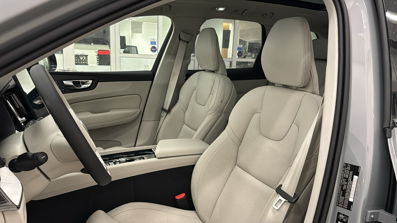 New 2026 Volvo XC60 B5 Ultra w/ Protection Package Premier AWD/4WD image 23