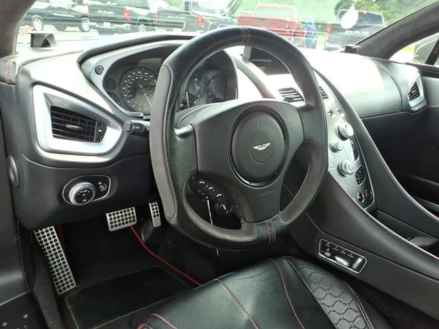 Used 2014 Aston Martin Vanquish Coupe RWD image 14