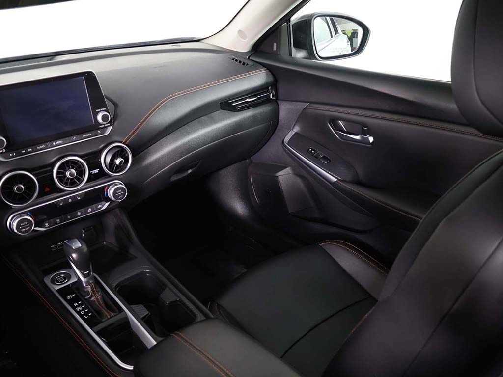 Used 2023 Nissan Sentra SR w/ SR Premium Package image 36