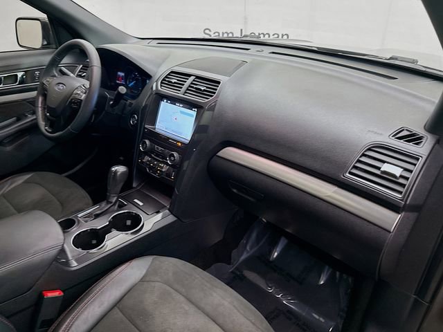 Used 2019 Ford Explorer XLT w/ Equipment Group 202A image 30