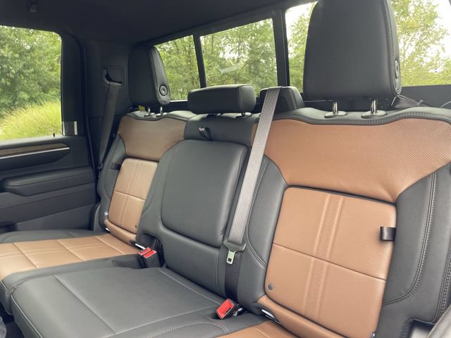 New 2026 Chevrolet Silverado 3500 High Country w/ High Country Premium Package AWD/4WD image 23