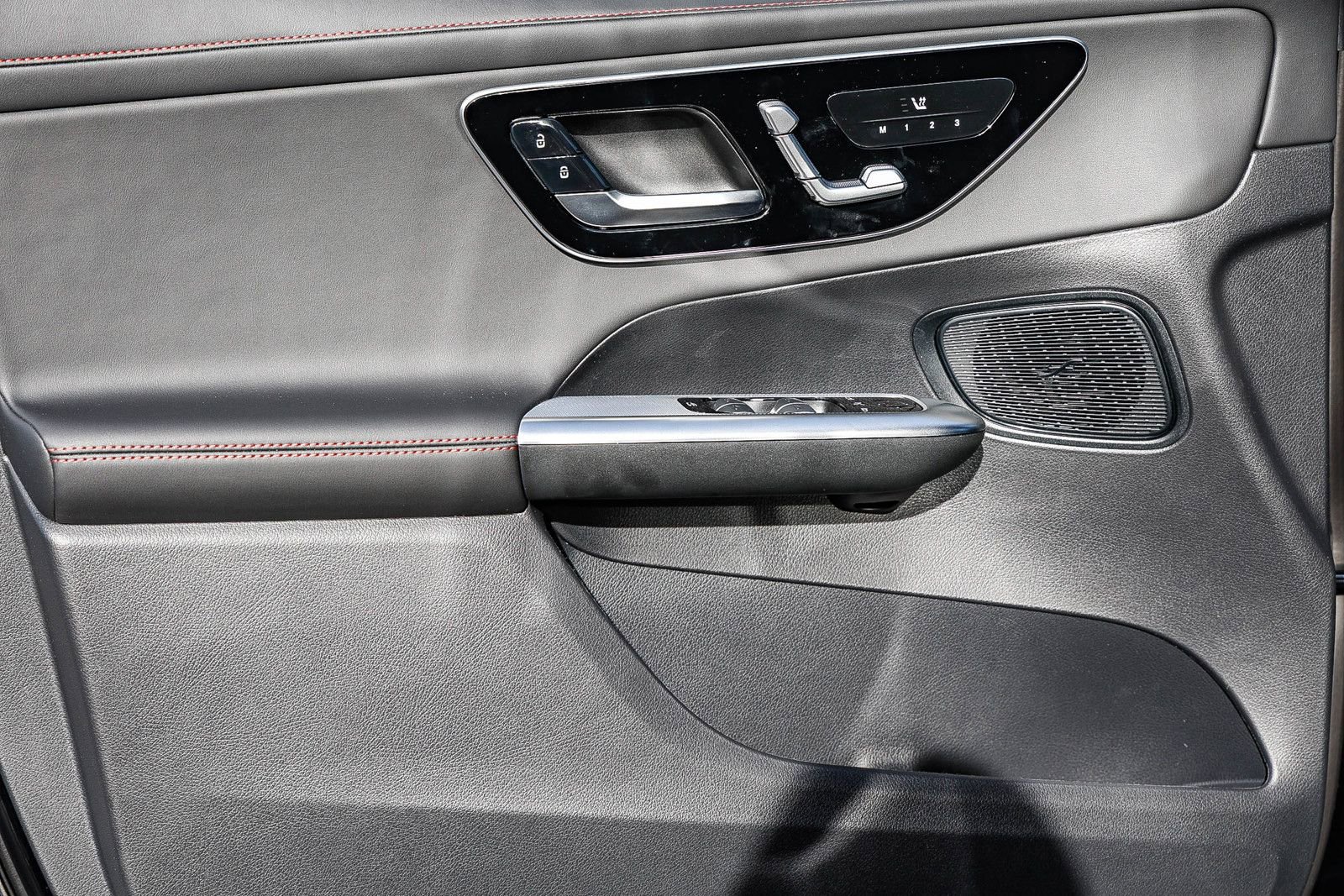 New 2026 Mercedes-Benz GLC 43 AMG 4MATIC image 21