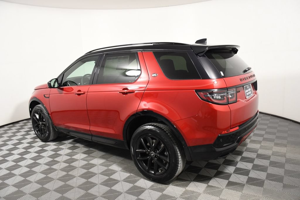 Certified 2025 Land Rover Discovery Sport Dynamic SE AWD/4WD image 3