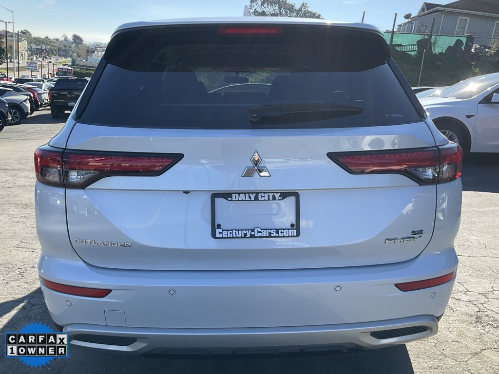 Used 2023 Mitsubishi Outlander SE image 4