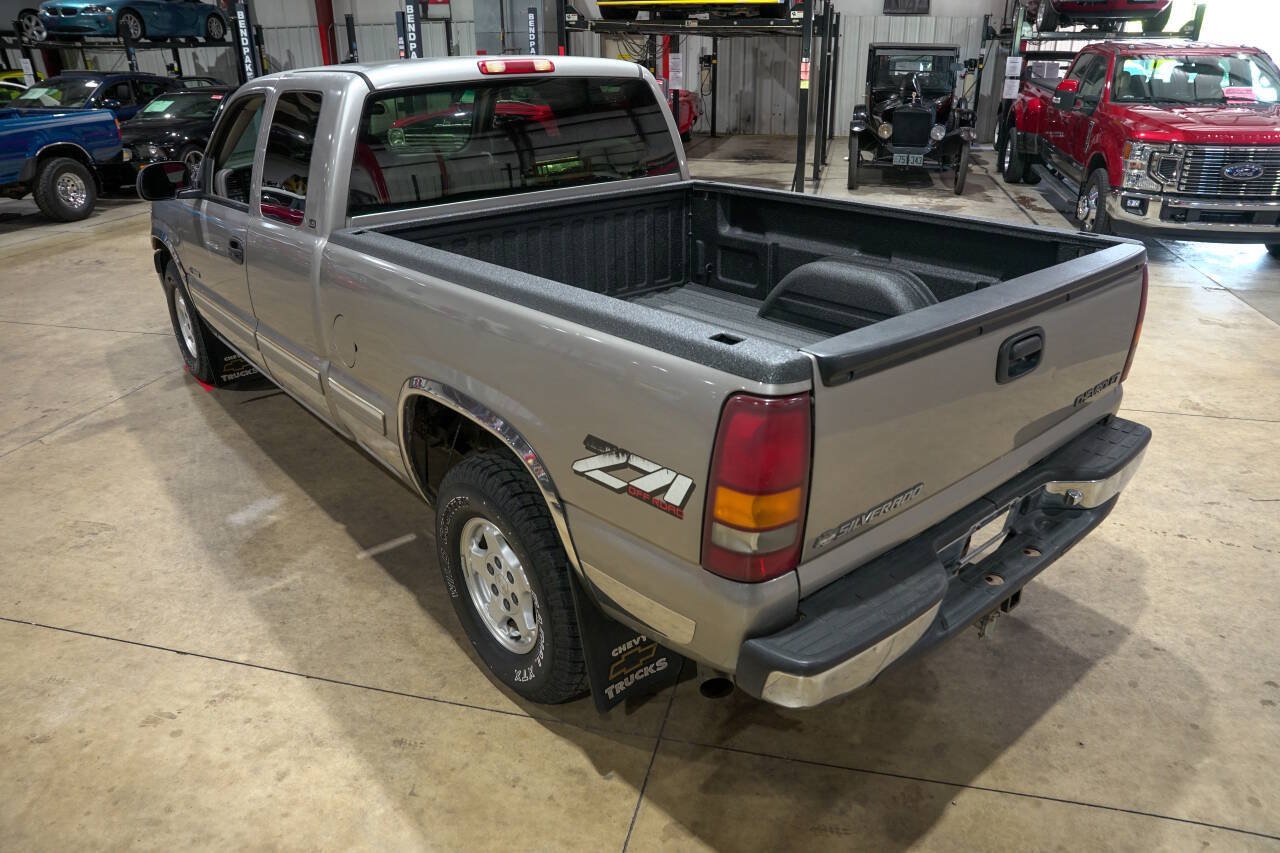 Used 2000 Chevrolet Silverado 1500 LS AWD/4WD image 16