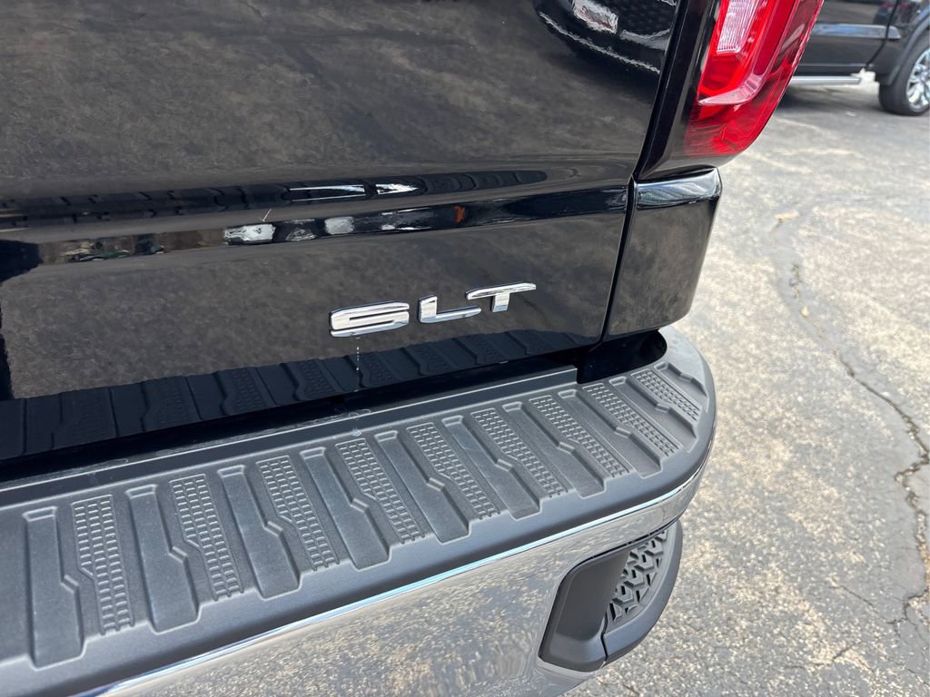 Used 2023 GMC Sierra 1500 SLT w/ SLT Premium Package image 15