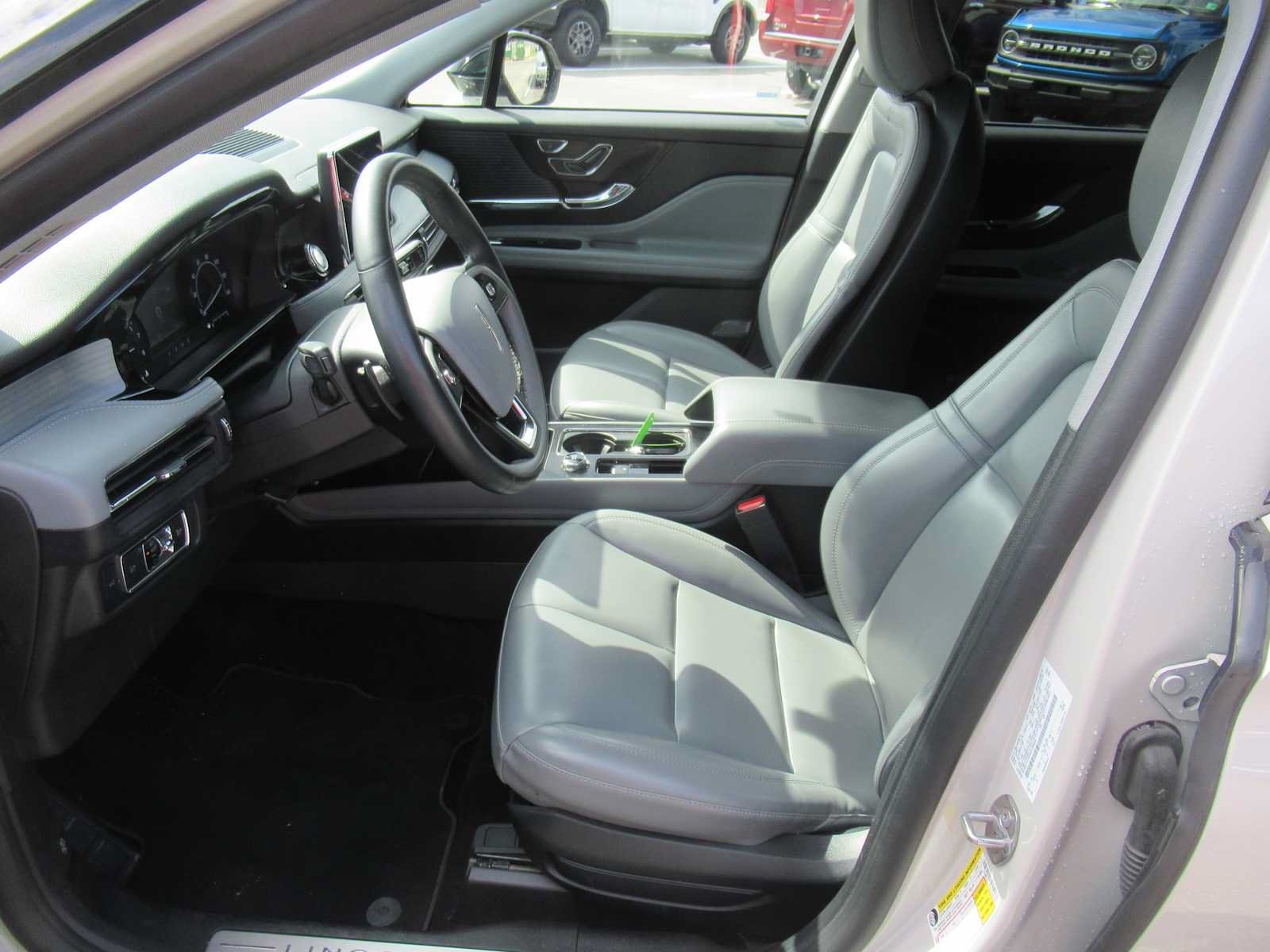 Used 2022 Lincoln Corsair FWD image 14