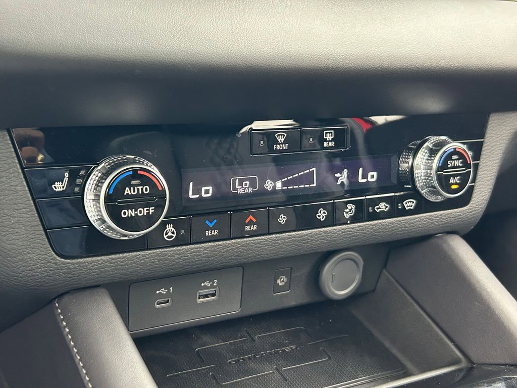 New 2025 Mitsubishi Outlander SEL Black Edition image 23