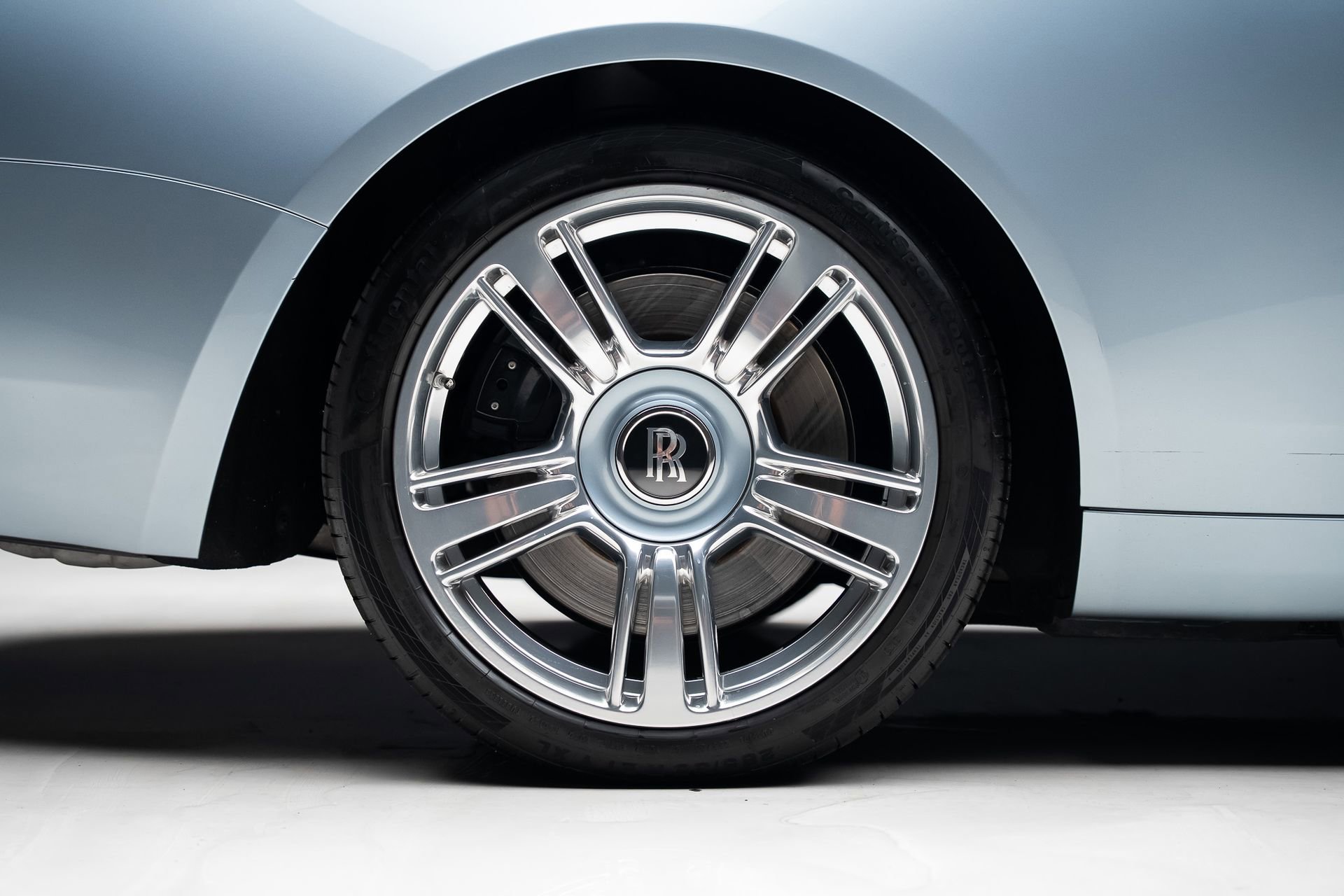 Used 2019 Rolls-Royce Wraith image 39