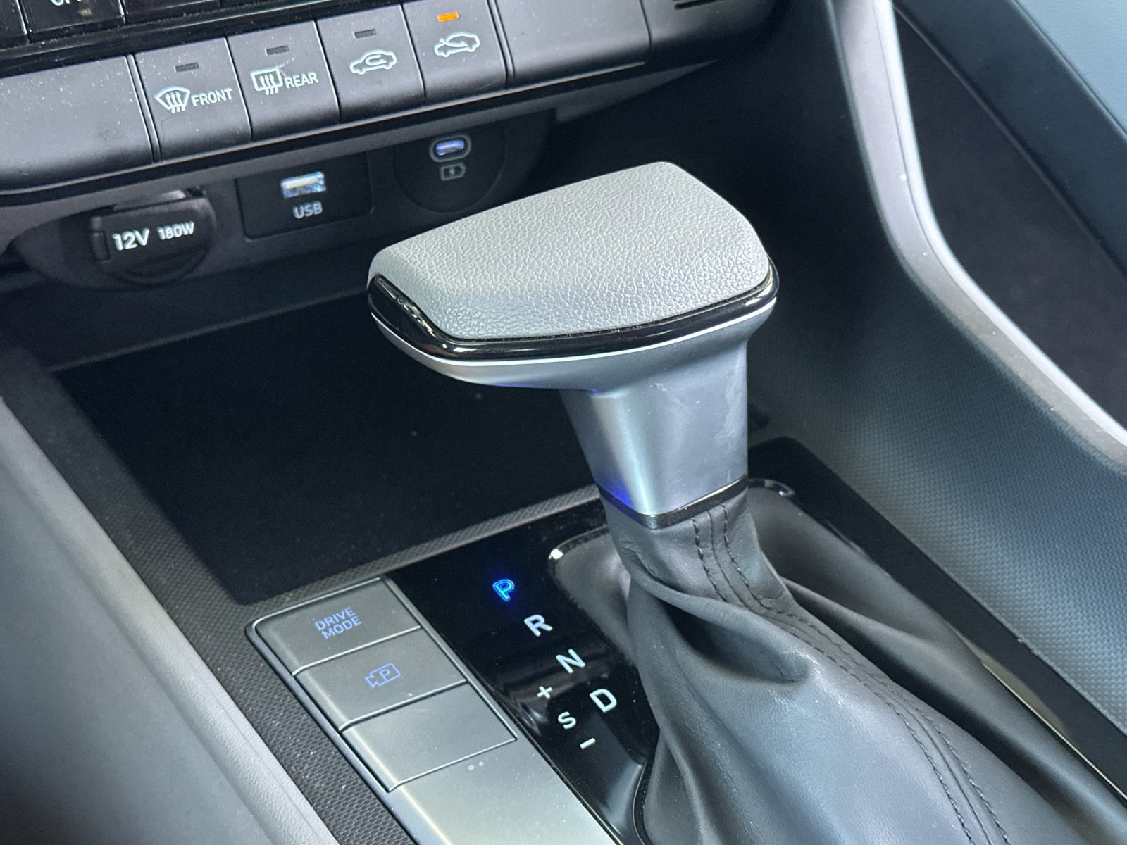 Certified 2024 Hyundai Elantra SEL FWD image 21
