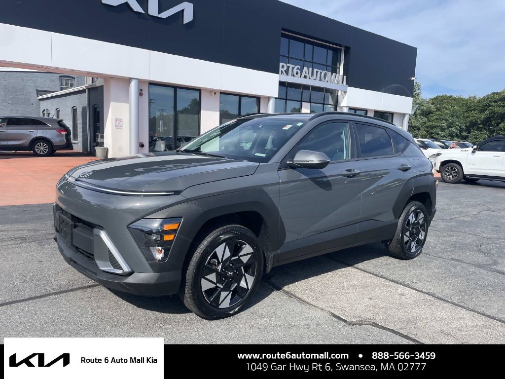 Used 2025 Hyundai Kona SEL AWD/4WD image 1