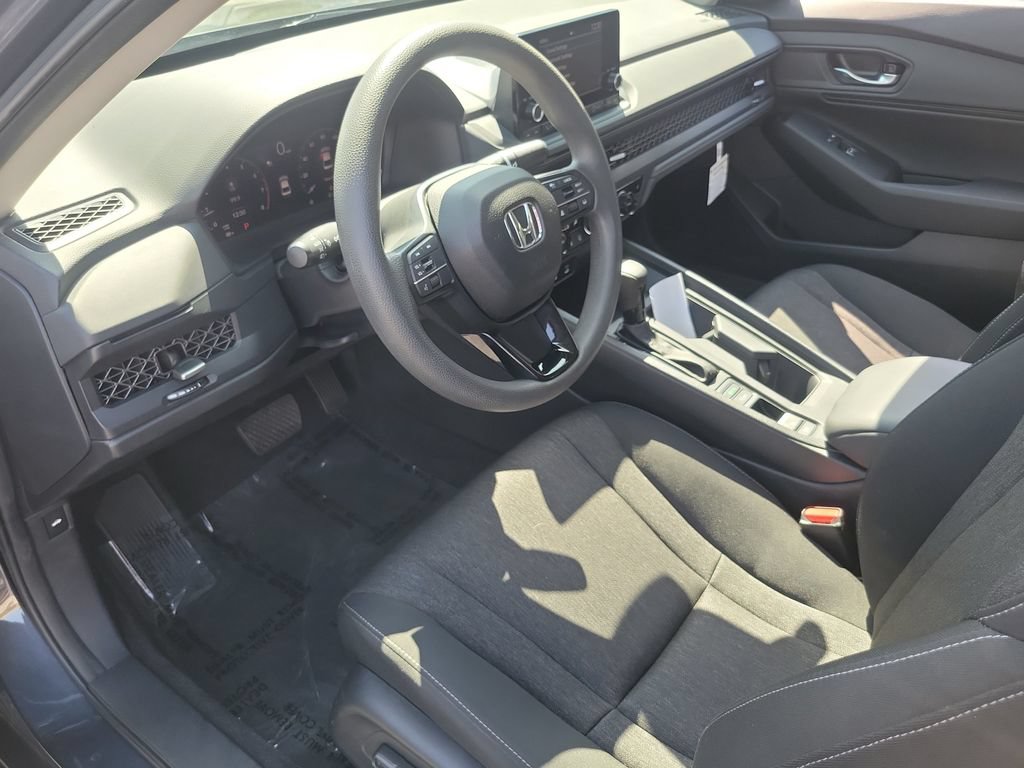 Certified 2023 Honda Accord EX image 17
