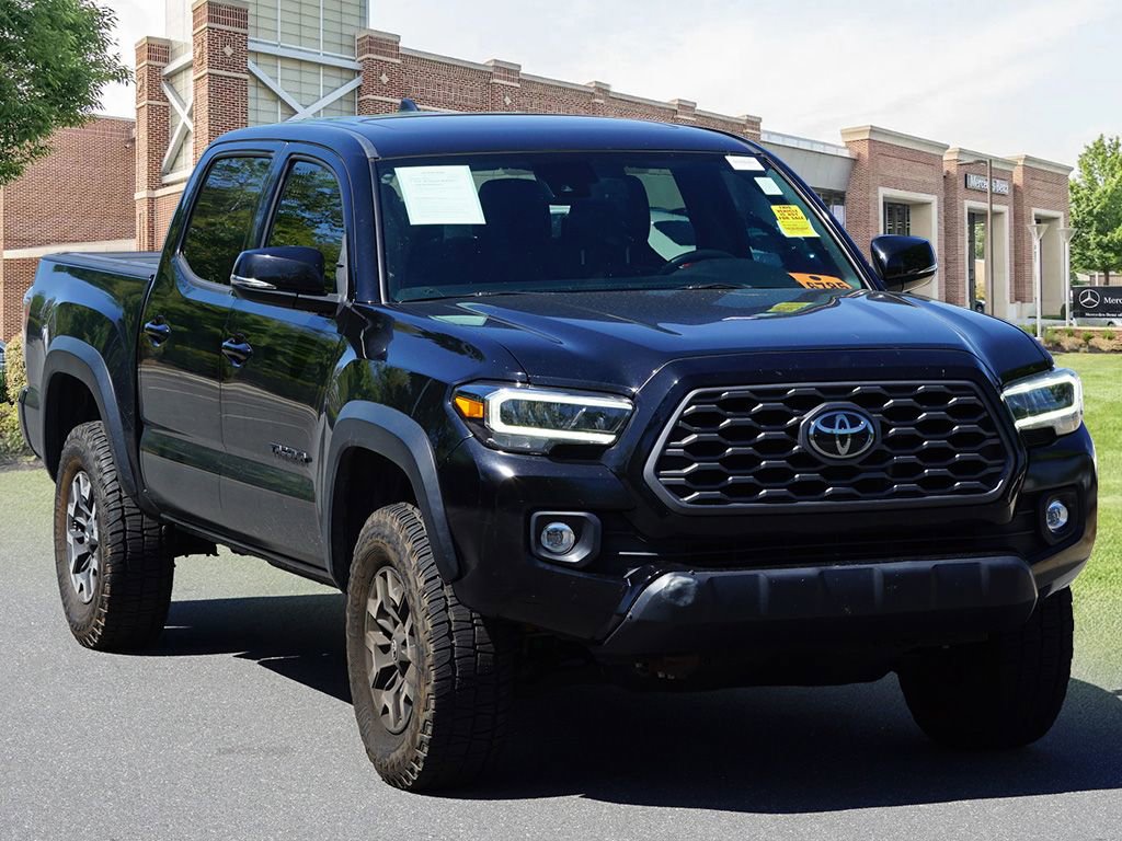 Used 2021 Toyota Tacoma TRD Off-Road w/ TRD Premium Off Road Package image 3