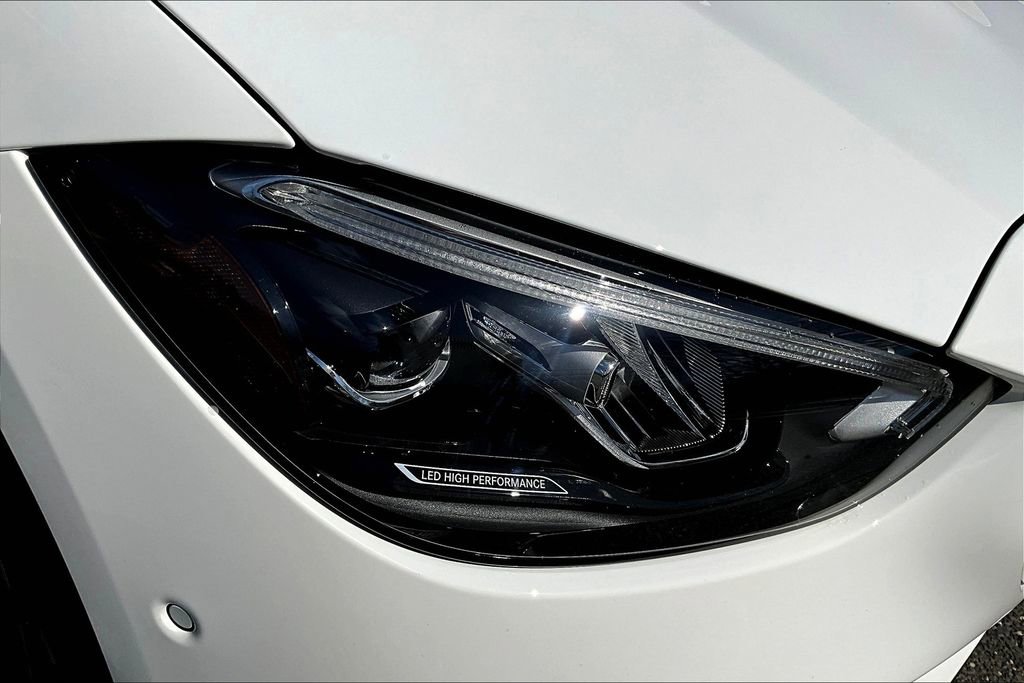 Used 2025 Mercedes-Benz C 300 4MATIC Sedan image 31