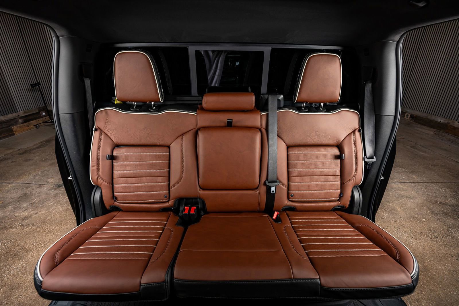 Used 2025 GMC Sierra 2500 Denali Ultimate AWD/4WD image 34