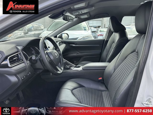 Used 2024 Toyota Camry SE FWD image 19