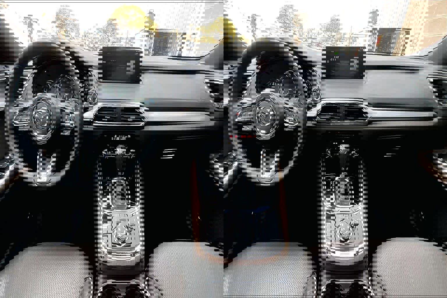 Used 2021 MAZDA CX-9 Signature image 18