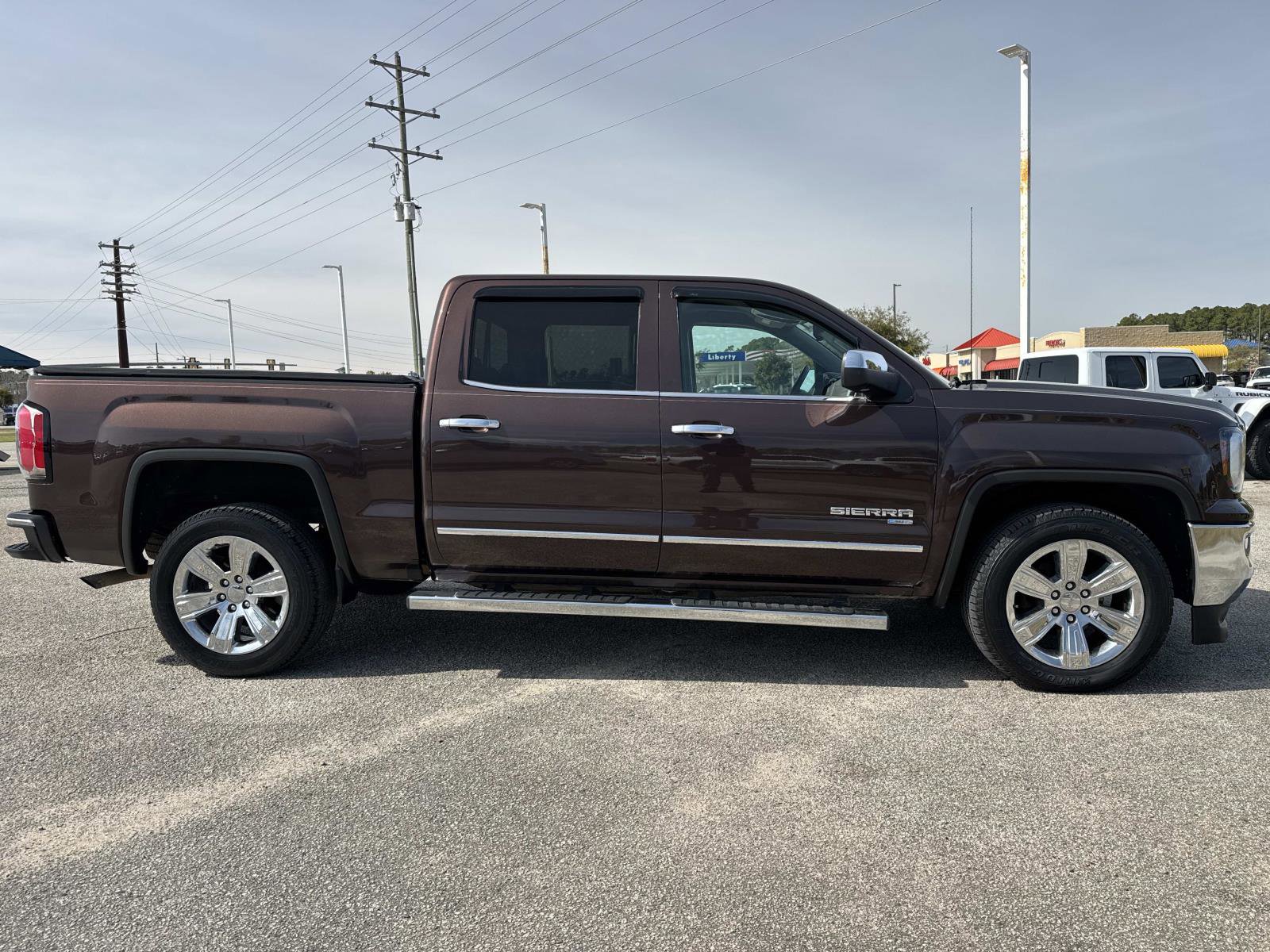Used 2016 GMC Sierra 1500 SLT w/ SLT Premium Package image 2