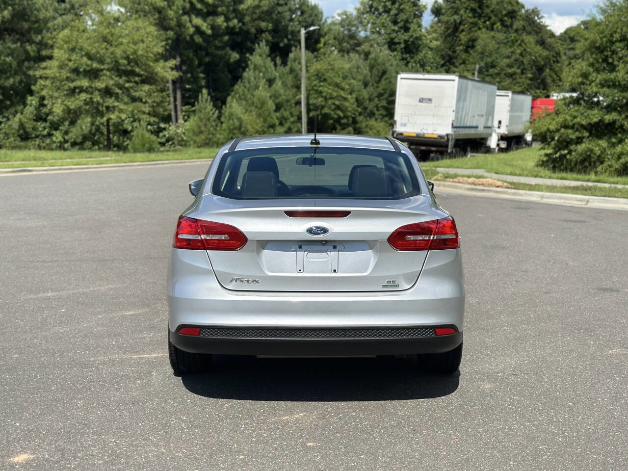Used 2018 Ford Focus SE image 6