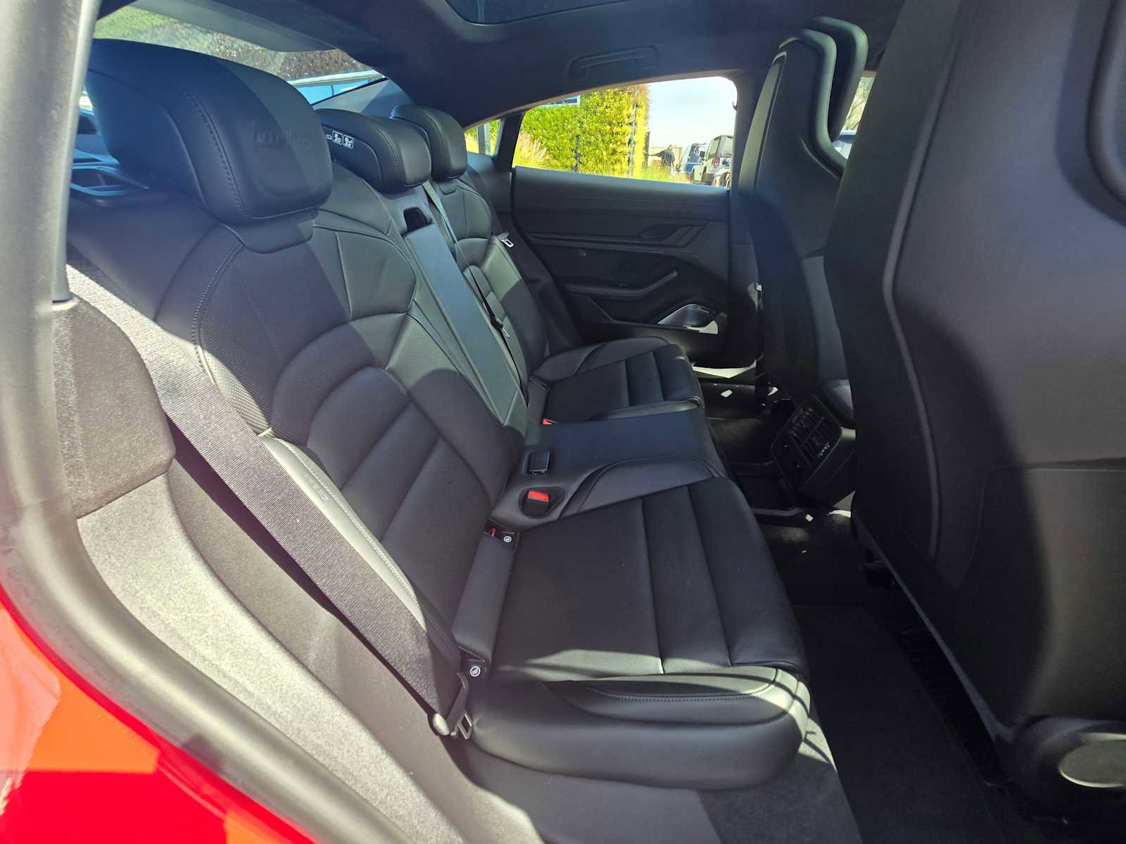 Used 2024 Porsche Taycan Turbo image 14