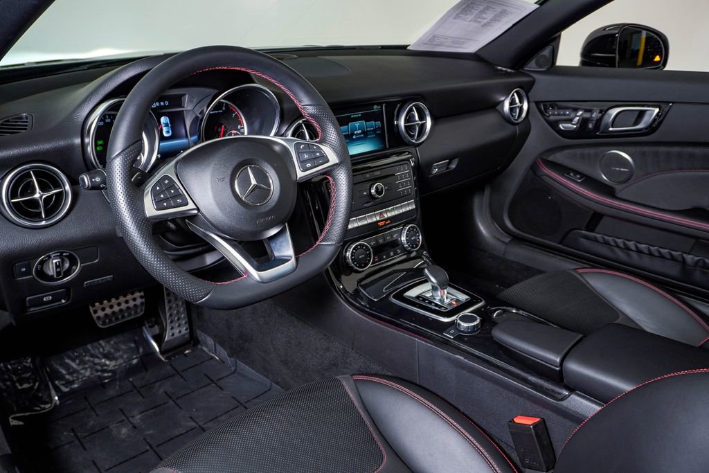 Used 2020 Mercedes-Benz SLC 43 AMG image 22