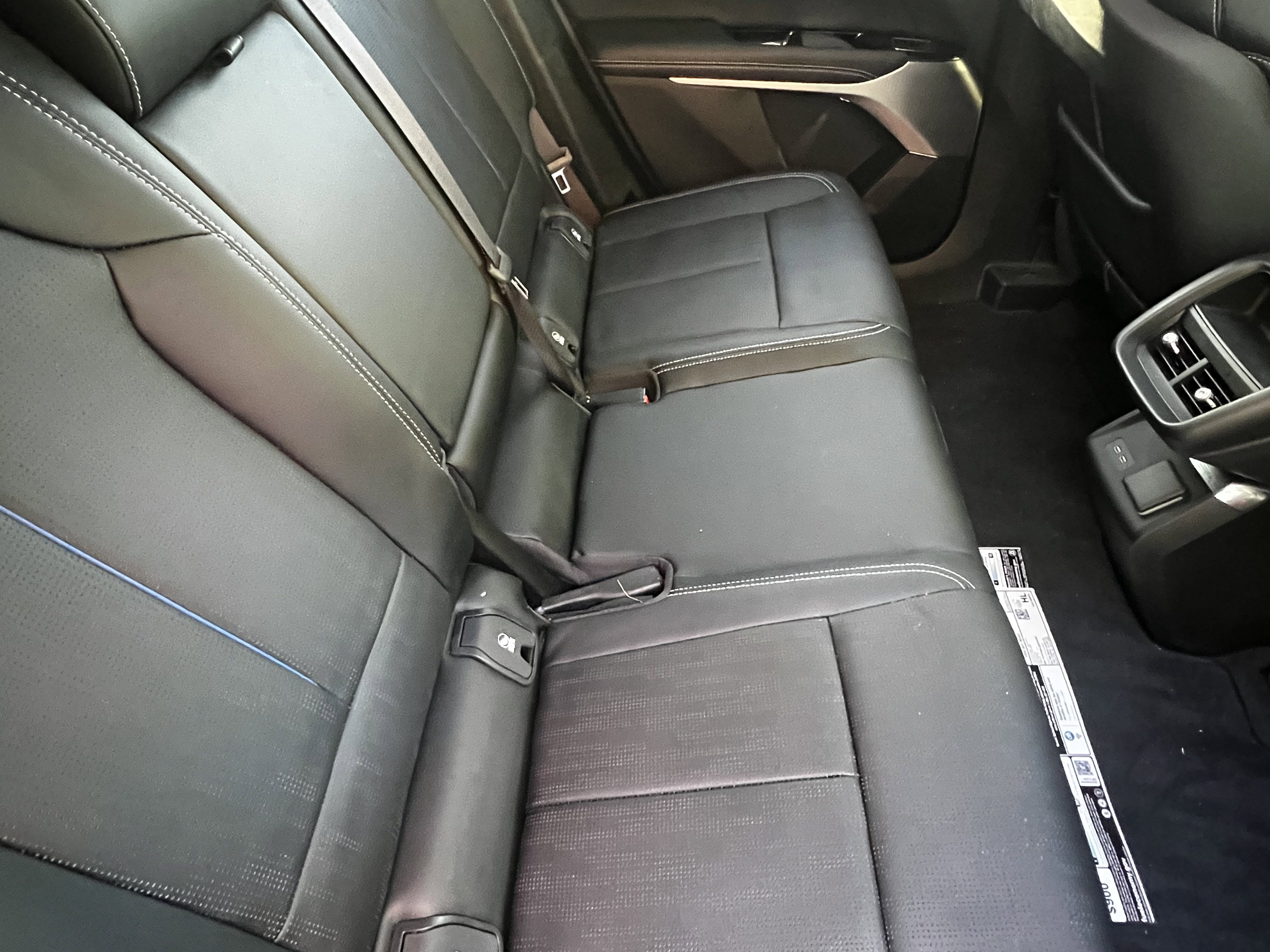 Used 2025 Cadillac Lyriq Sport AWD/4WD image 41