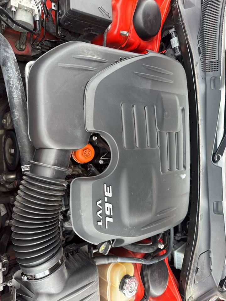 Used 2019 Dodge Charger SXT w/ Blacktop Package RWD image 24