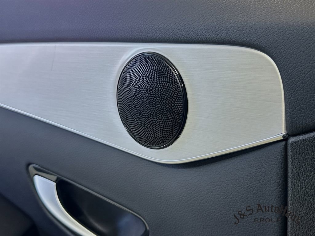 Used 2022 Mercedes-Benz GLC 300 GLC 300 image 31