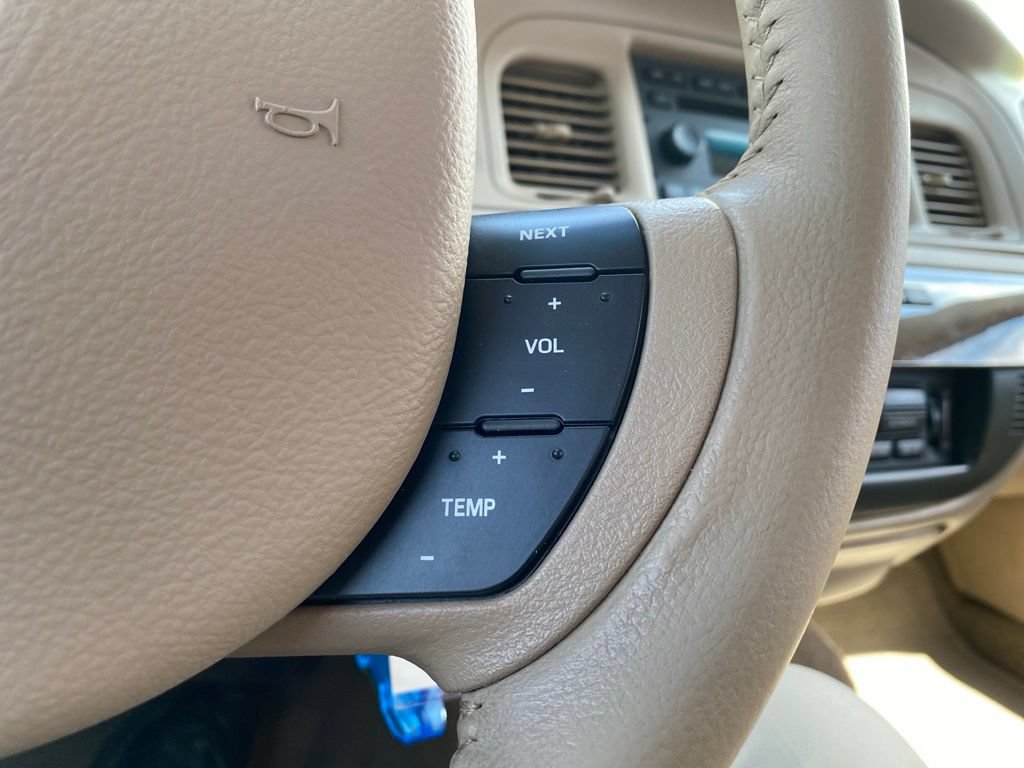 Used 2011 Mercury Grand Marquis LS RWD image 20