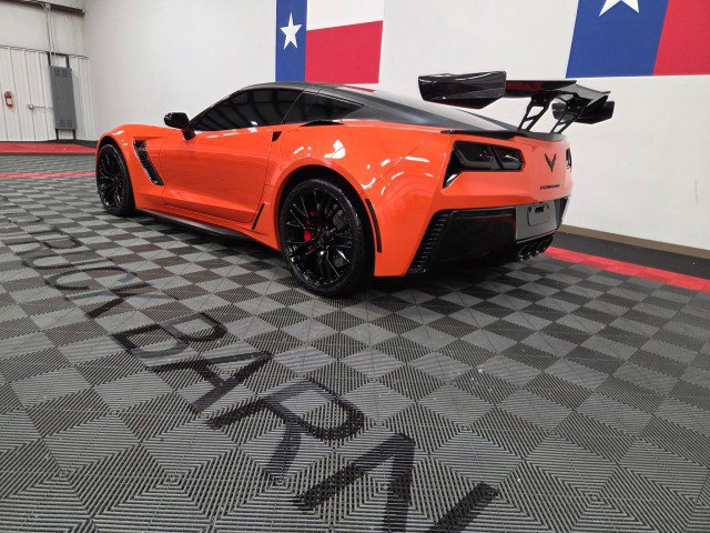 Used 2019 Chevrolet Corvette Z06 RWD image 5